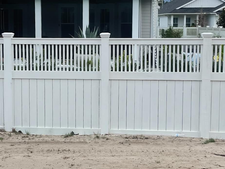 vinyl fence Miramar Beach Florida
